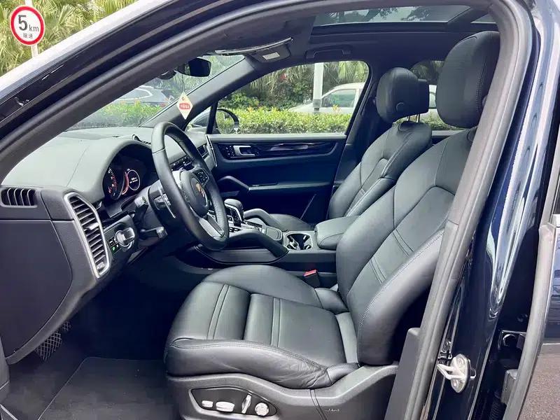 Cayenne E-Hybrid 2019 Cayenne E-Hybrid 2.0T — миниатюра 11