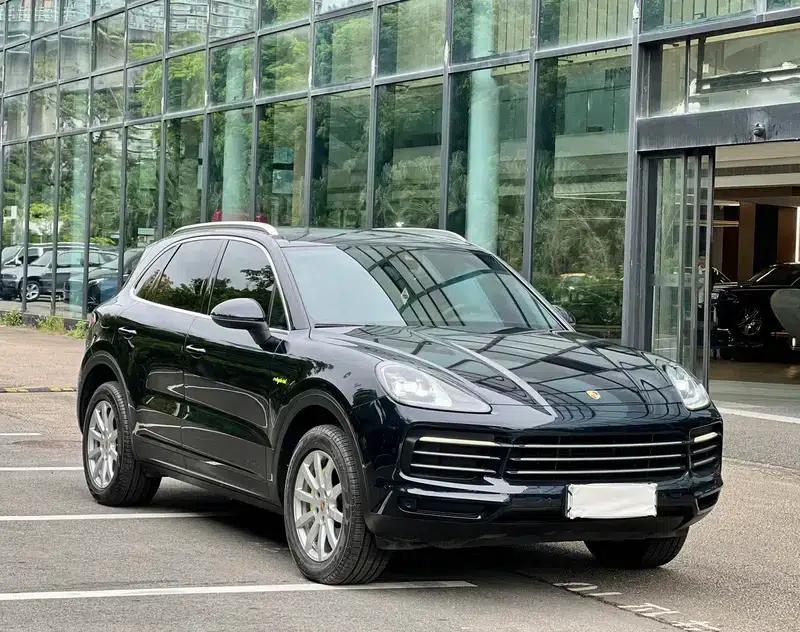 Cayenne E-Hybrid 2019 Cayenne E-Hybrid 2.0T — миниатюра 3