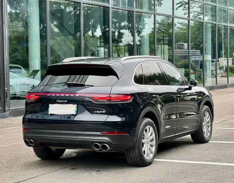 Cayenne E-Hybrid 2019 Cayenne E-Hybrid 2.0T — миниатюра 6