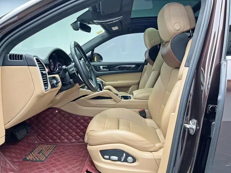 Cayenne E-Hybrid 2019 Cayenne E-Hybrid 2.0T — миниатюра 11