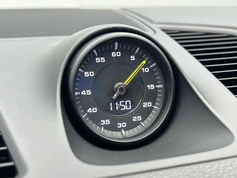 Cayenne E-Hybrid 2019 Cayenne E-Hybrid 2.0T — миниатюра 8