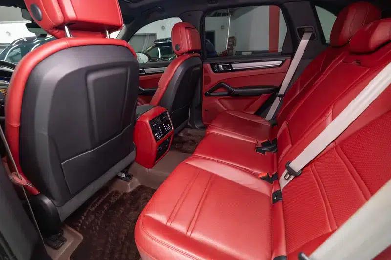 2023 Cayenne E-Hybrid 2.0T Platinum Edition — миниатюра 26