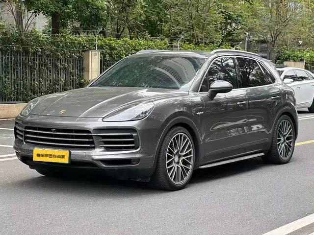 Cayenne E-Hybrid 2019 Cayenne E-Hybrid 2.0T — миниатюра 1
