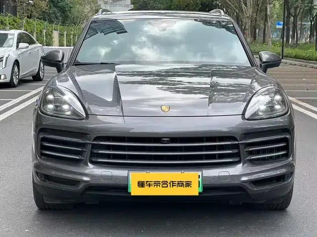 Cayenne E-Hybrid 2019 Cayenne E-Hybrid 2.0T — миниатюра 2