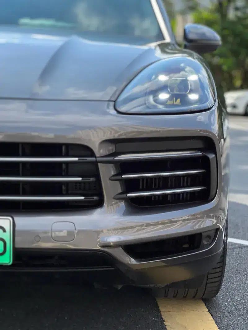 Cayenne E-Hybrid 2019 Cayenne E-Hybrid 2.0T — миниатюра 13