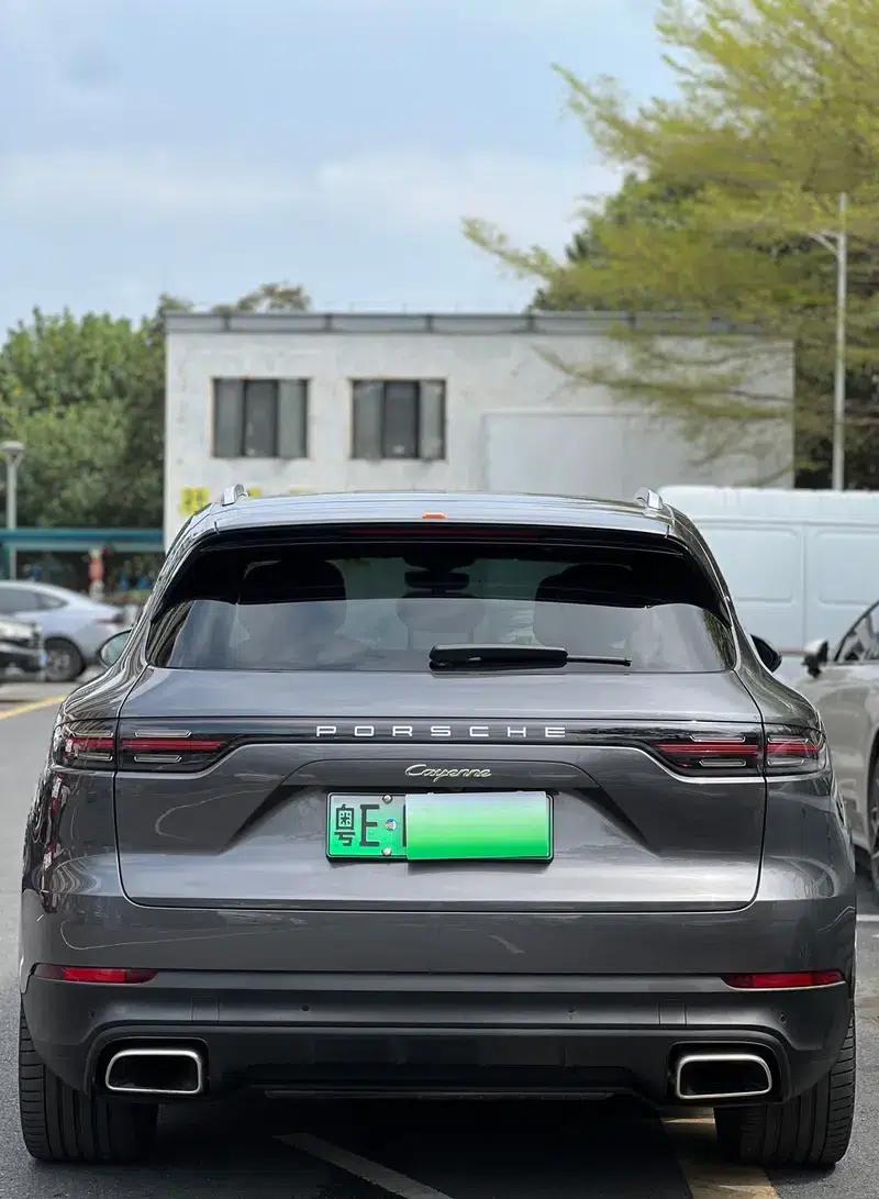 Cayenne E-Hybrid 2019 Cayenne E-Hybrid 2.0T — миниатюра 17