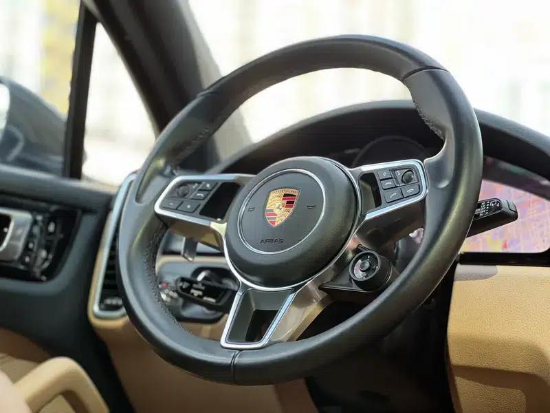 Cayenne E-Hybrid 2019 Cayenne E-Hybrid 2.0T — миниатюра 25