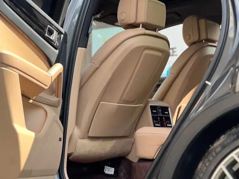 Cayenne E-Hybrid 2019 Cayenne E-Hybrid 2.0T — миниатюра 31