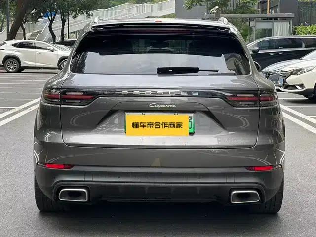 Cayenne E-Hybrid 2019 Cayenne E-Hybrid 2.0T — миниатюра 5