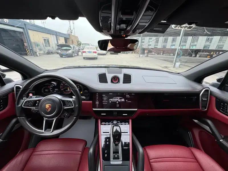 Cayenne E-Hybrid 2019 Cayenne E-Hybrid 2.0T — миниатюра 12