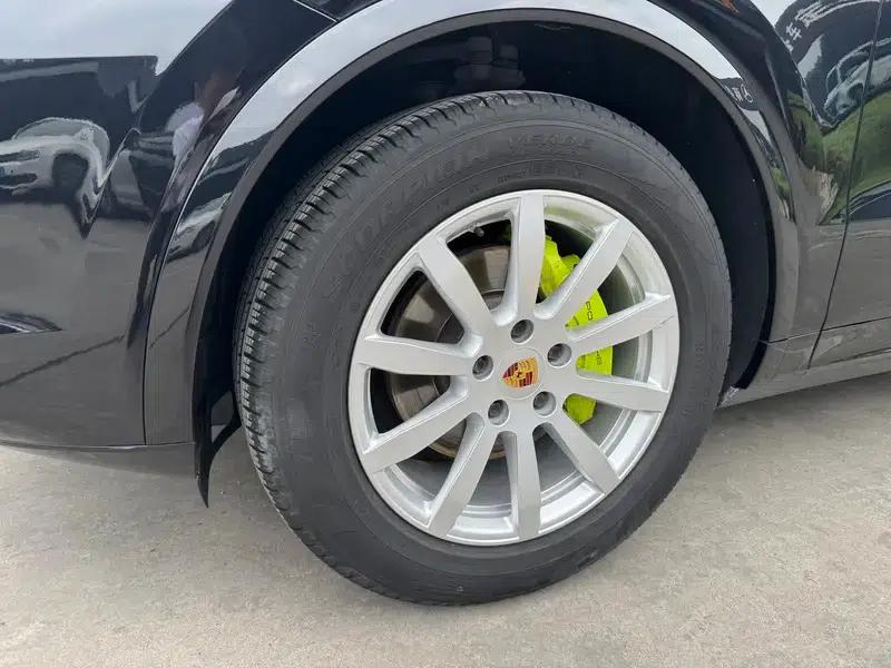 Cayenne E-Hybrid 2019 Cayenne E-Hybrid 2.0T — миниатюра 8