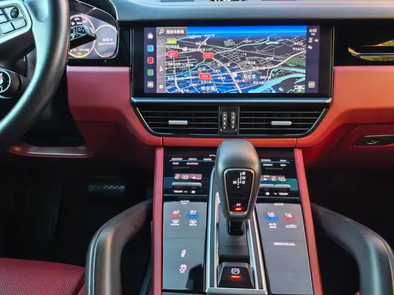 Cayenne E-Hybrid 2021 Cayenne E-Hybrid 2.0T — миниатюра 16