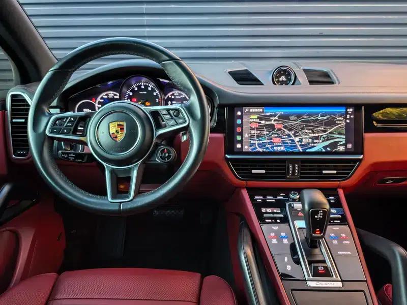 Cayenne E-Hybrid 2021 Cayenne E-Hybrid 2.0T — миниатюра 23