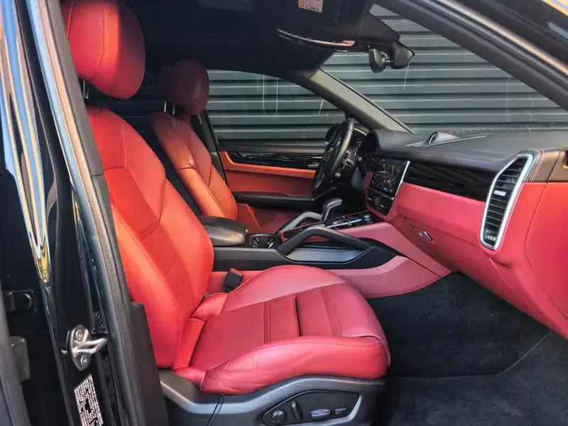Cayenne E-Hybrid 2021 Cayenne E-Hybrid 2.0T — миниатюра 27