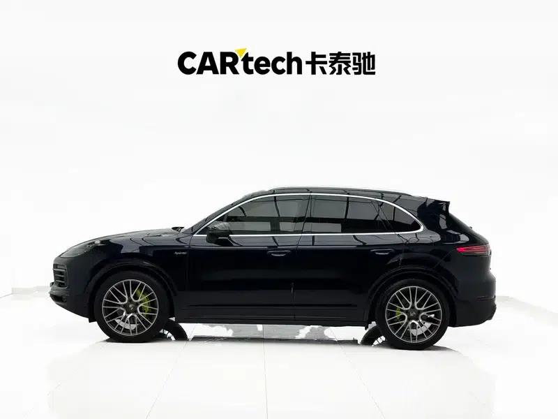 Cayenne E-Hybrid 2021 Cayenne E-Hybrid 2.0T — миниатюра 3
