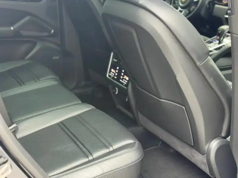 Cayenne E-Hybrid 2021 Cayenne E-Hybrid 2.0T — миниатюра 10