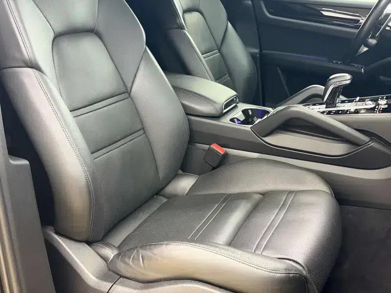 Cayenne E-Hybrid 2019 Cayenne E-Hybrid 2.0T — миниатюра 15