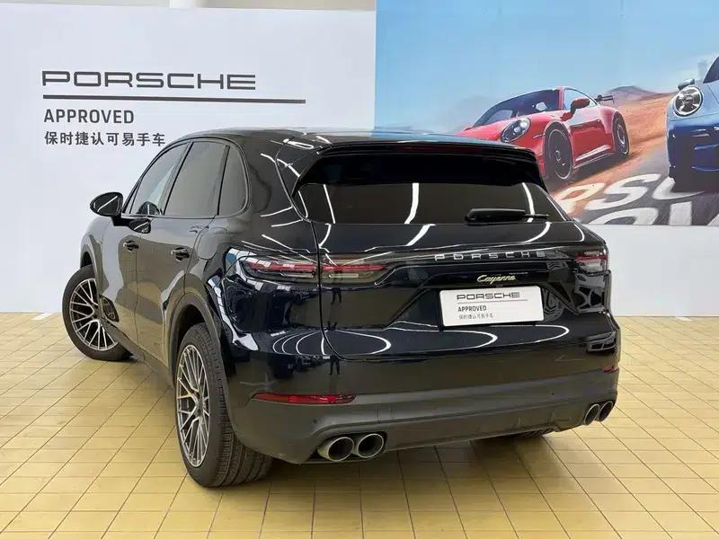 Cayenne E-Hybrid 2019 Cayenne E-Hybrid 2.0T — миниатюра 5