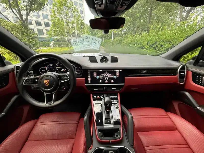 Cayenne E-Hybrid 2019 Cayenne E-Hybrid 2.0T — миниатюра 6