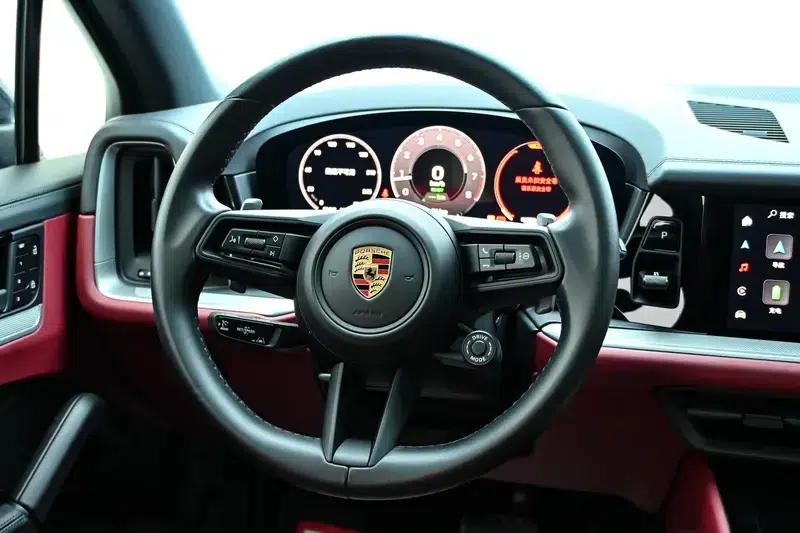 Cayenne E-Hybrid 2024 Cayenne E-Hybrid 2.0T — миниатюра 16