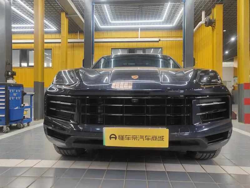 Cayenne E-Hybrid 2024 Cayenne E-Hybrid 2.0T — миниатюра 22