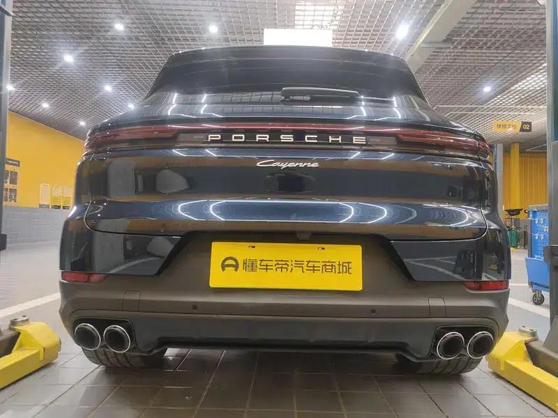 Cayenne E-Hybrid 2024 Cayenne E-Hybrid 2.0T — миниатюра 24