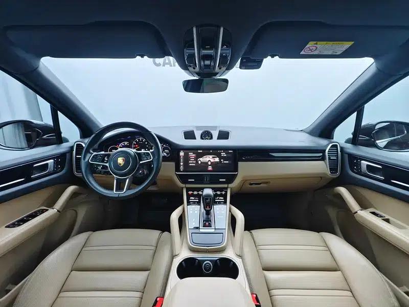 Cayenne E-Hybrid 2019 Cayenne E-Hybrid 2.0T — миниатюра 11