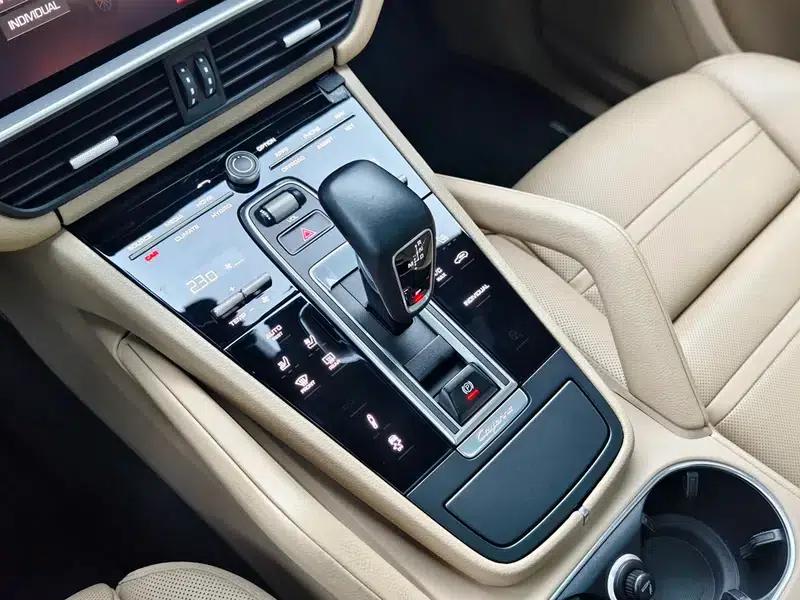 Cayenne E-Hybrid 2019 Cayenne E-Hybrid 2.0T — миниатюра 14