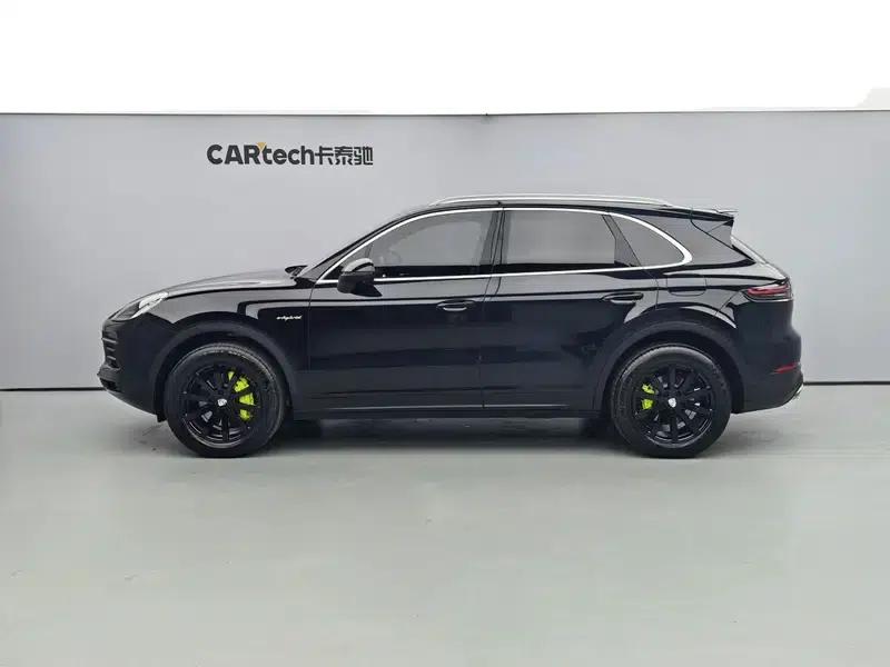 Cayenne E-Hybrid 2019 Cayenne E-Hybrid 2.0T — миниатюра 3