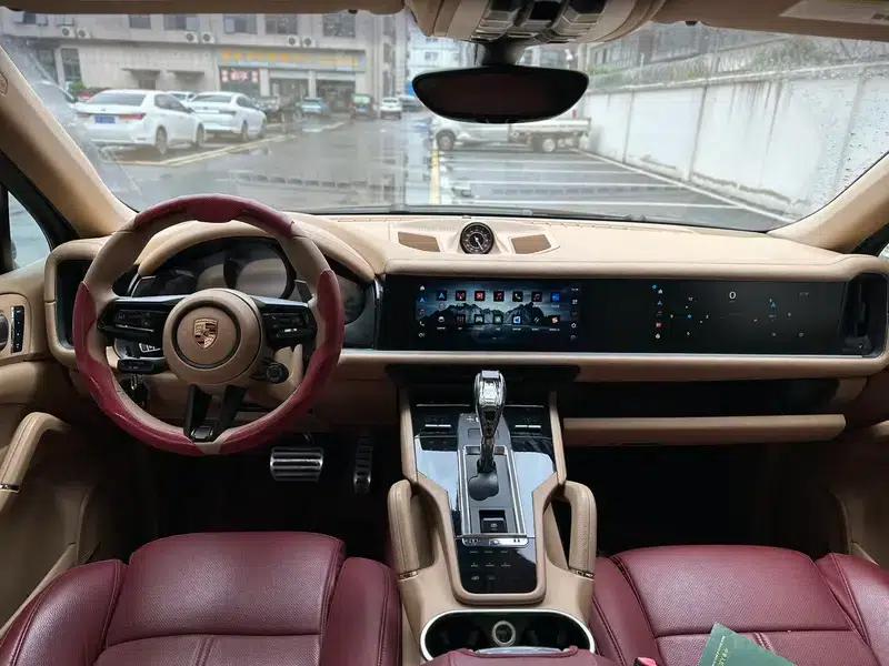 2014 Cayenne E-Hybrid 3.0T (Parallel Import) — миниатюра 11
