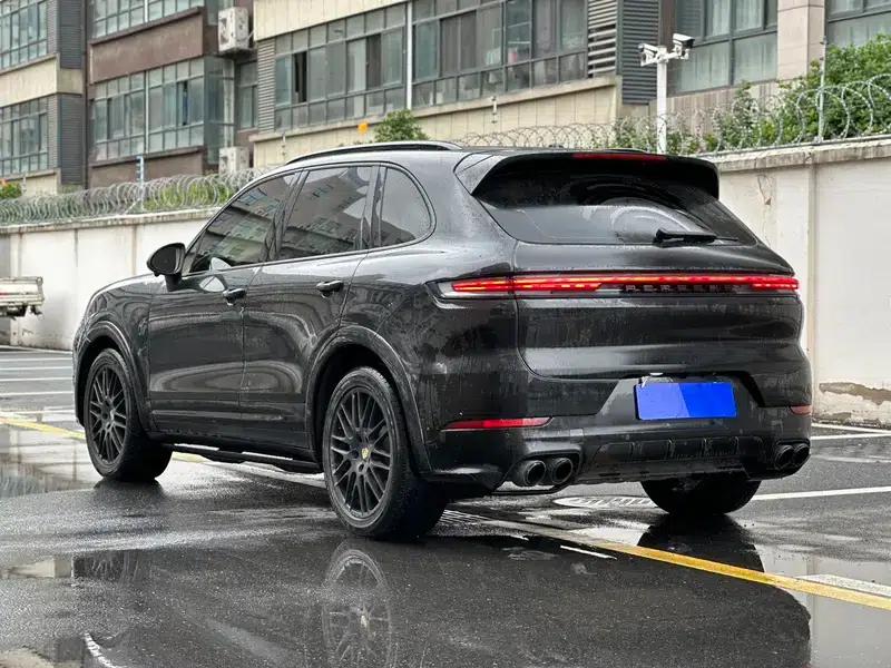2014 Cayenne E-Hybrid 3.0T (Parallel Import) — миниатюра 4