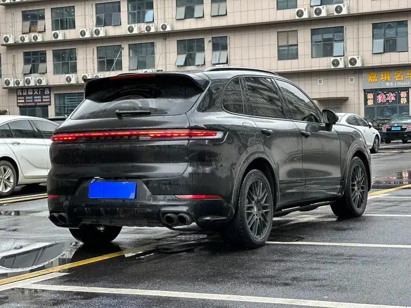 2014 Cayenne E-Hybrid 3.0T (Parallel Import) — миниатюра 6