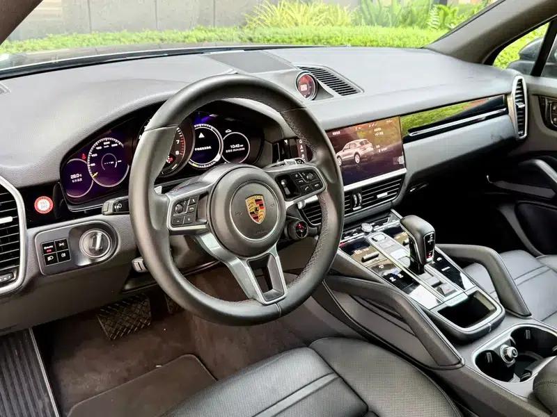 Cayenne E-Hybrid 2021 Cayenne E-Hybrid 2.0T — миниатюра 13