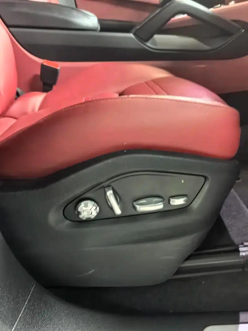Cayenne E-Hybrid 2020 Cayenne E-Hybrid 2.0T — миниатюра 16