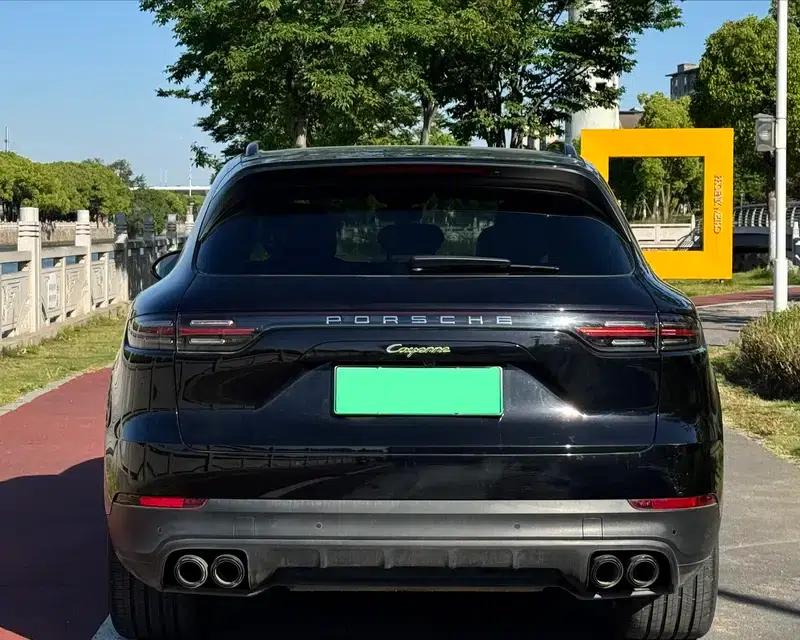 Cayenne E-Hybrid 2020 Cayenne E-Hybrid 2.0T — миниатюра 5