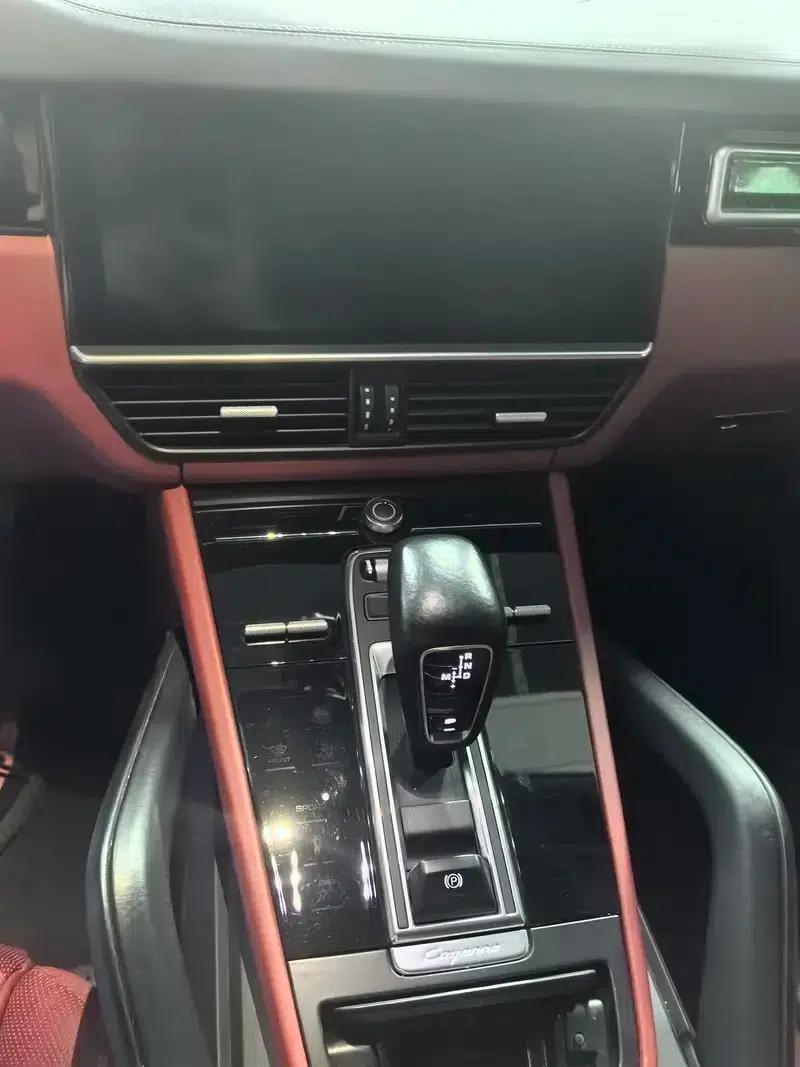 Cayenne E-Hybrid 2020 Cayenne E-Hybrid 2.0T — миниатюра 10