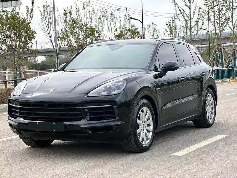 Cayenne E-Hybrid 2019 Cayenne E-Hybrid 2.0T — миниатюра 1