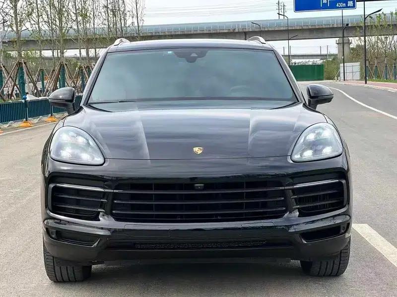 Cayenne E-Hybrid 2019 Cayenne E-Hybrid 2.0T — миниатюра 2