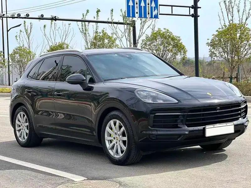 Cayenne E-Hybrid 2019 Cayenne E-Hybrid 2.0T — миниатюра 3