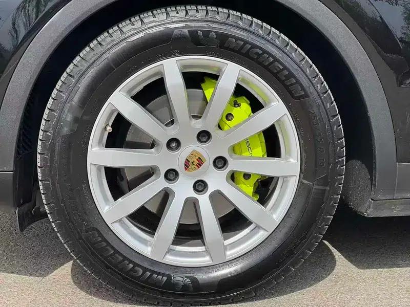 Cayenne E-Hybrid 2019 Cayenne E-Hybrid 2.0T — миниатюра 10