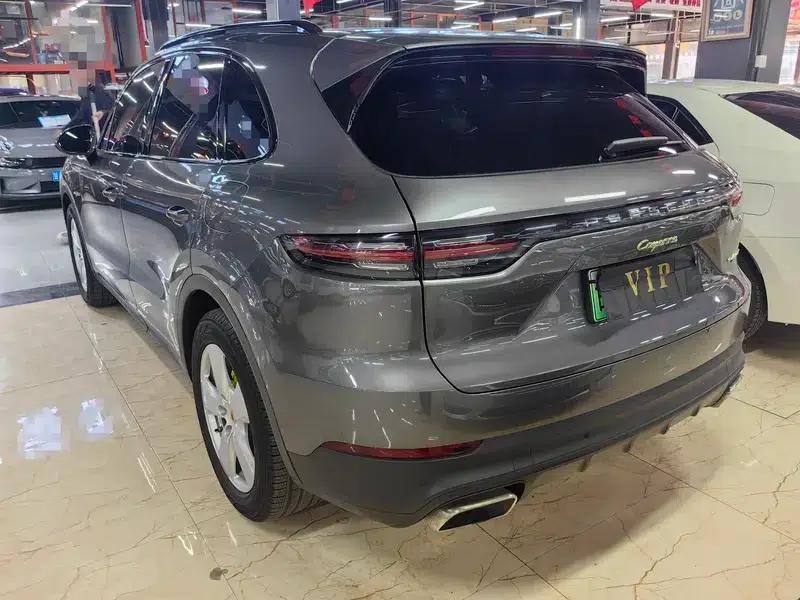 Cayenne E-Hybrid 2019 Cayenne E-Hybrid 2.0T — миниатюра 4