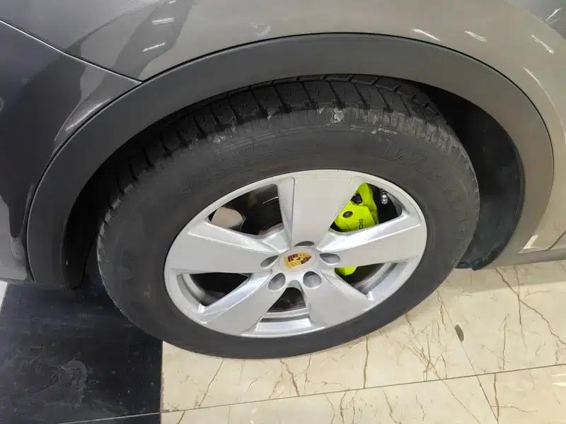 Cayenne E-Hybrid 2019 Cayenne E-Hybrid 2.0T — миниатюра 8