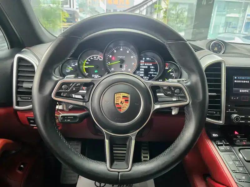 Cayenne E-Hybrid 2016 Cayenne S E-Hybrid 3.0T — миниатюра 11