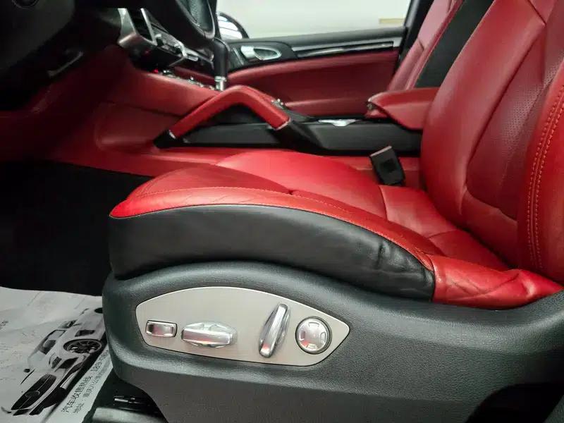 Cayenne E-Hybrid 2016 Cayenne S E-Hybrid 3.0T — миниатюра 15