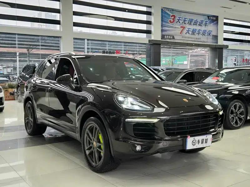 Cayenne E-Hybrid 2016 Cayenne S E-Hybrid 3.0T — миниатюра 3