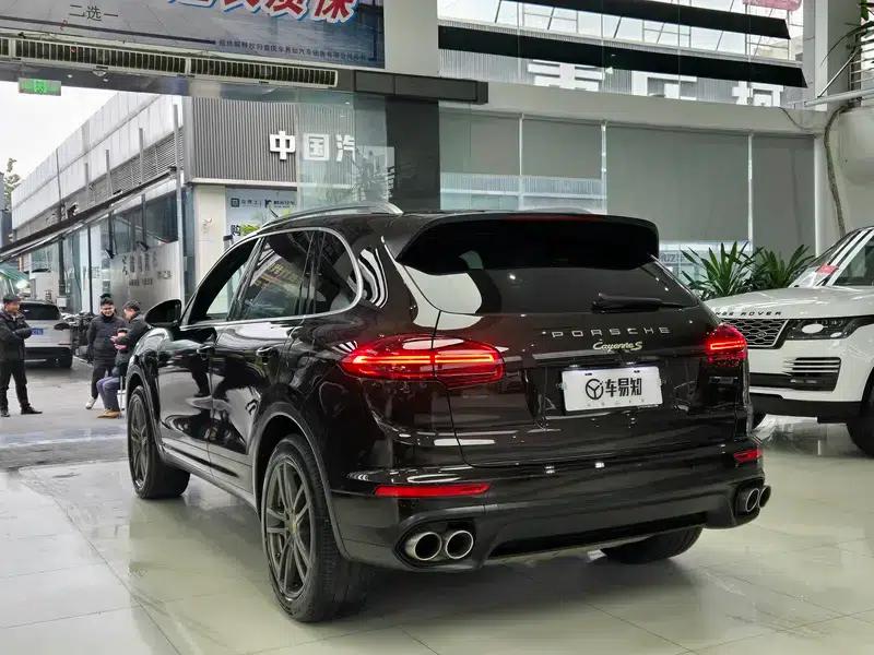 Cayenne E-Hybrid 2016 Cayenne S E-Hybrid 3.0T — миниатюра 4