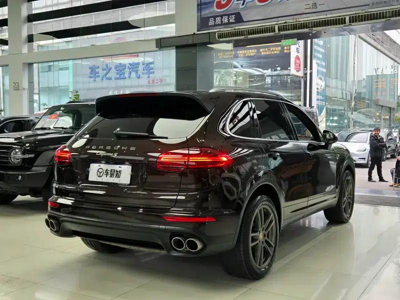 Cayenne E-Hybrid 2016 Cayenne S E-Hybrid 3.0T — миниатюра 6