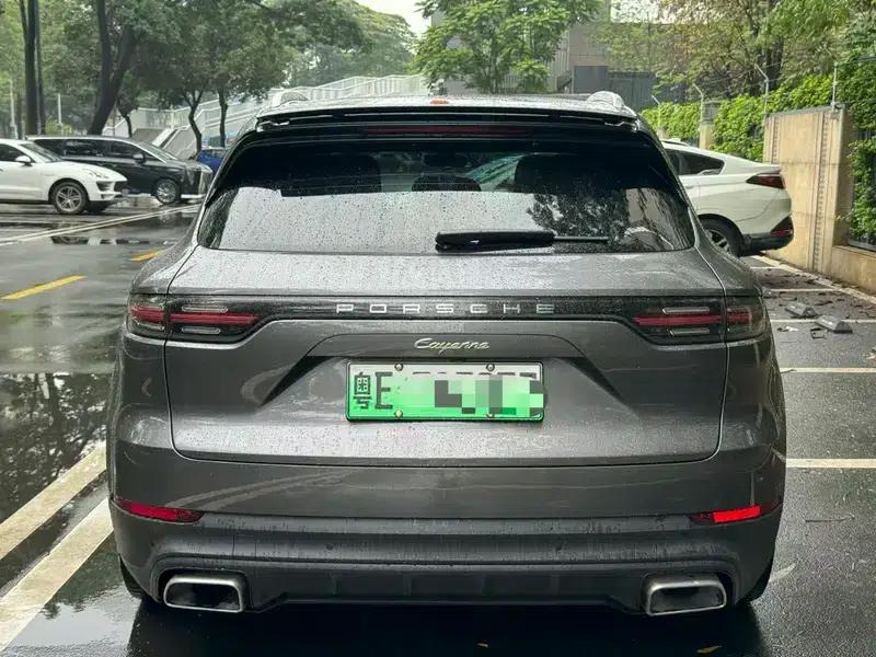 Cayenne E-Hybrid 2019 Cayenne E-Hybrid 2.0T — миниатюра 4