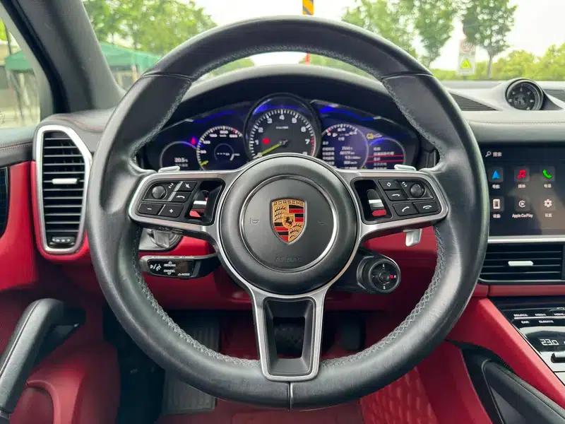 2022 Cayenne E-Hybrid 2.0T Platinum Edition — миниатюра 20