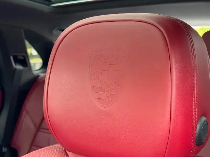 2022 Cayenne E-Hybrid 2.0T Platinum Edition — миниатюра 28